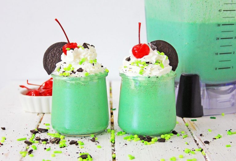  shamrock-cake-768x527 Drinks  