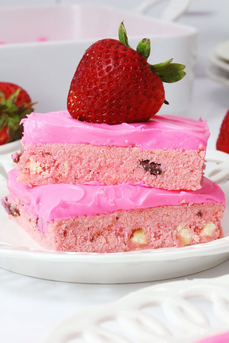  strawberry-brownies-768x1152 50+ Easy Strawberry Recipes  