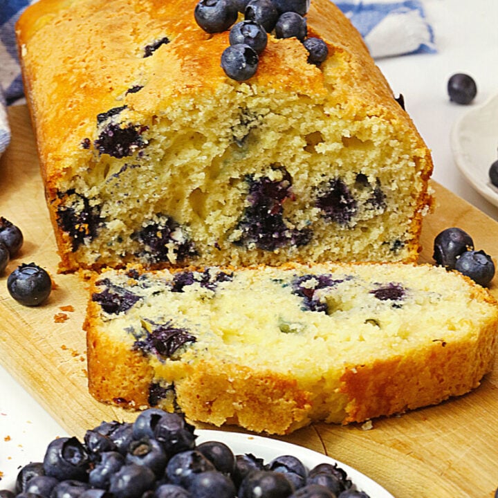  2G0A3202-720x720 Blueberry bread  