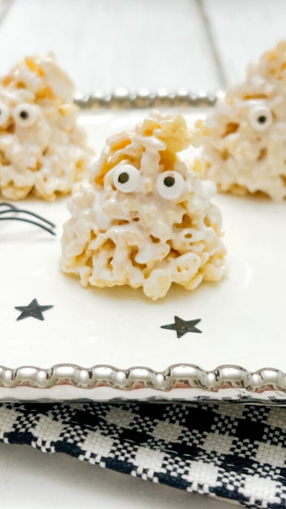 IMG_6416_jpg-576x1024 Rice Krispy Treat Ghosts