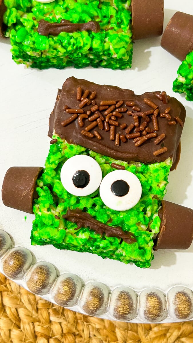  IMG_6737_jpg Frankenstein Rice Krispy Treats  