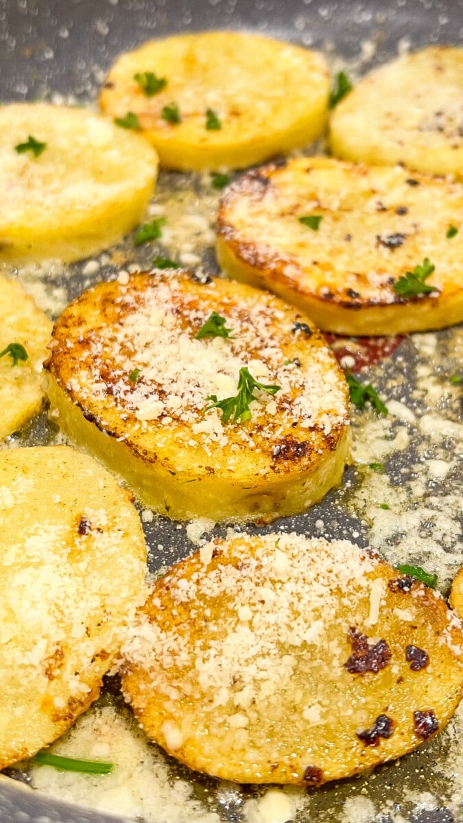  IMG_4622_jpg Garlic Parmesan Potato Rounds  