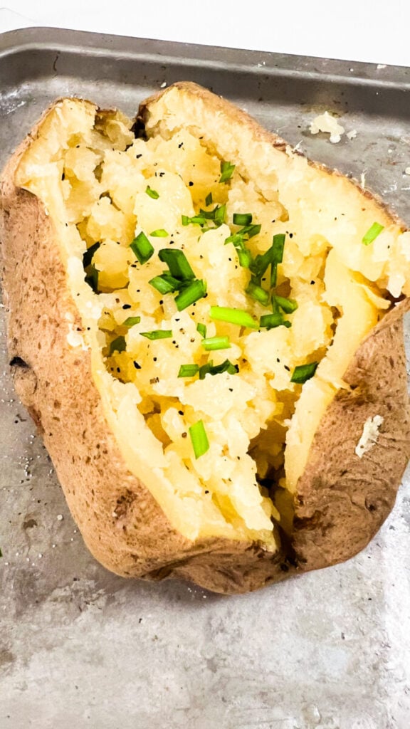  IMG_8426_jpg-576x1024 Oven-Baked Sour Cream & Chive Baked Potatoes  