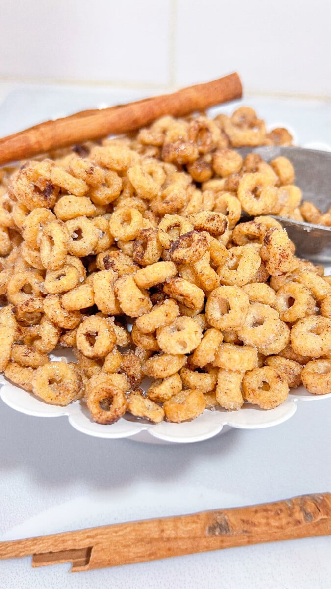  IMG_9065_jpg Cinnamon Sugar Hot Buttered Cheerios  