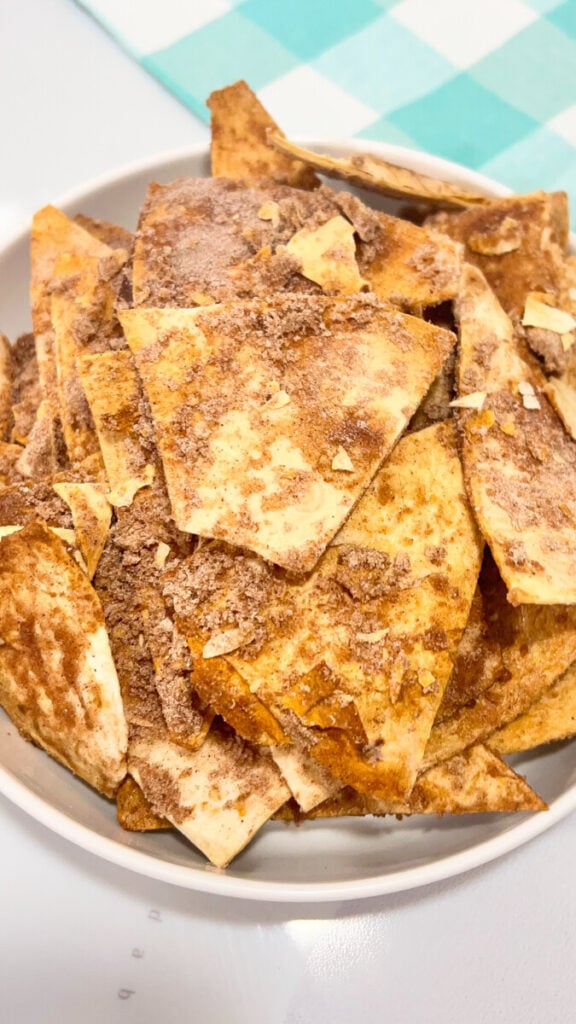 IMG_5200_jpg-576x1024 Baked Cinnamon Sugar Tortilla Chips