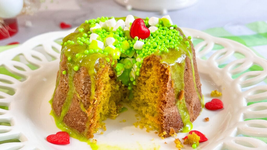  IMG_6580_jpg-1024x576 Mini Grinch Bundt Cakes  