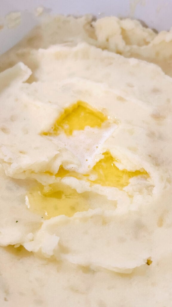 IMG_6463_jpg-1-576x1024 Creamy Crockpot Mashed Potatoes