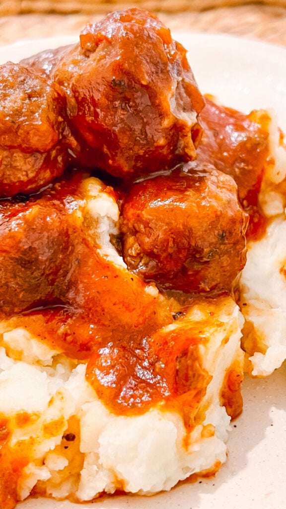  IMG_3091_jpg-576x1024 Crockpot Cranberry Sauce Meatballs  