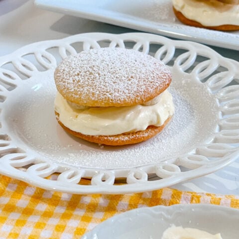  IMG_6074_jpg-480x480 Banana Pudding Whoopie Pies  