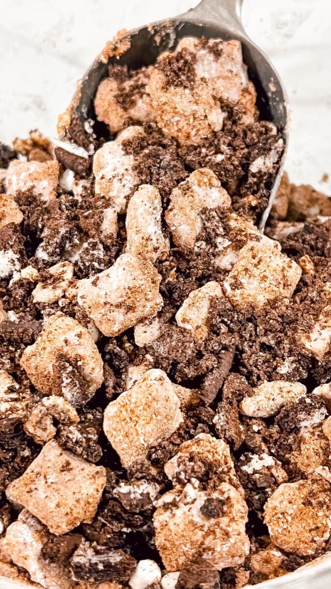  IMG_4124_jpg-1 Oreo Muddy Buddies  