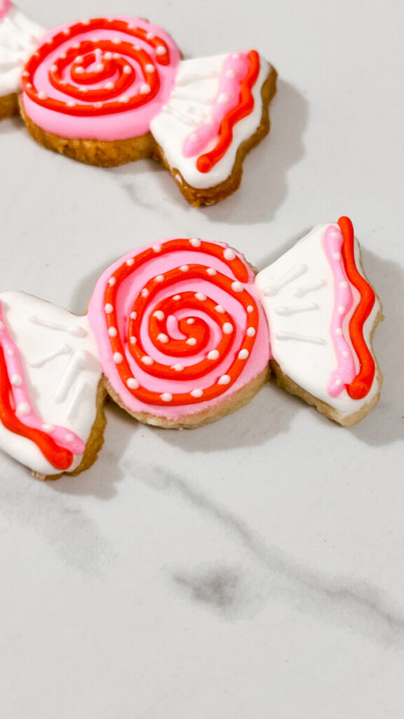 IMG_4709_jpg-1-576x1024 Decorated Christmas Candy Cookies