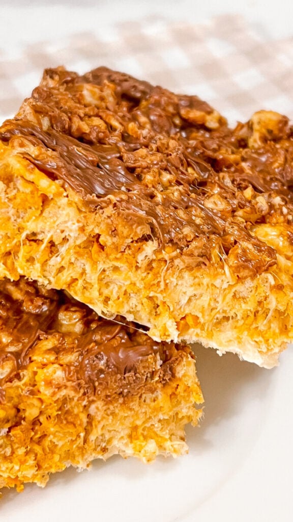  IMG_0312_jpg-576x1024 Peanut Butter Rice Krispy Treats  