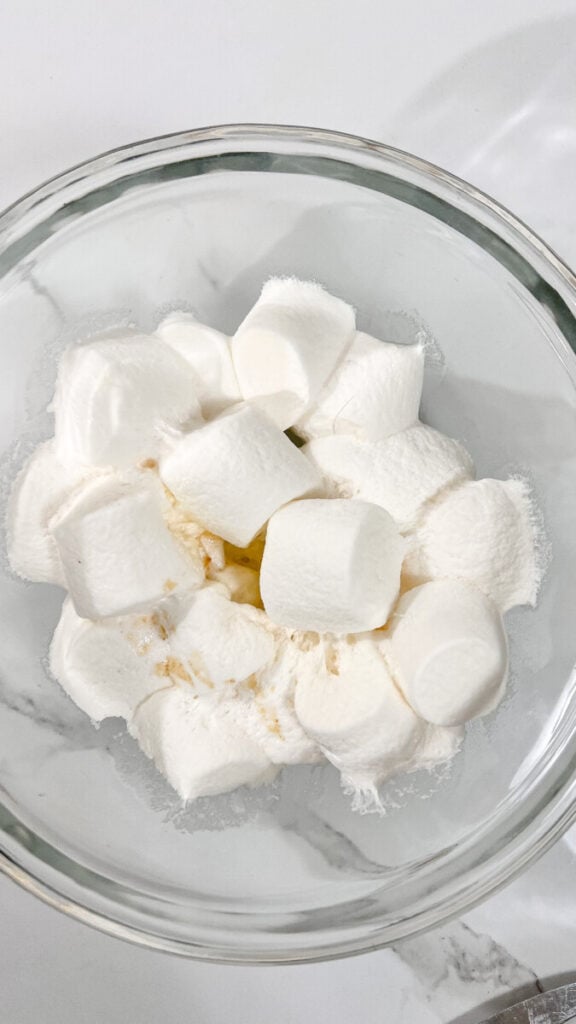  IMG_1940_jpg-576x1024 Lucky Charms Krispy Treats  