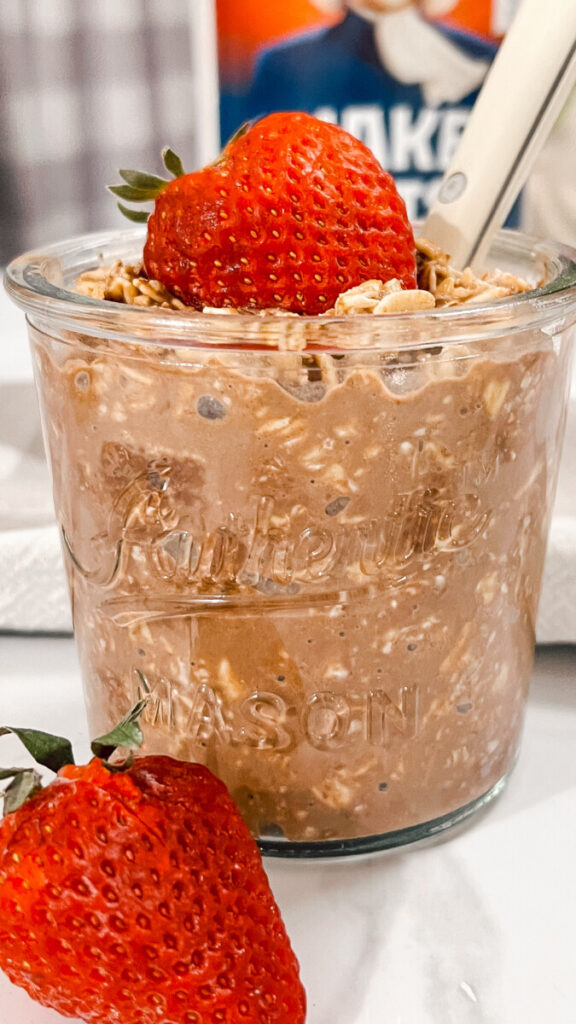 IMG_0097_jpg-576x1024 Chocolate Strawberry Overnight Oats  