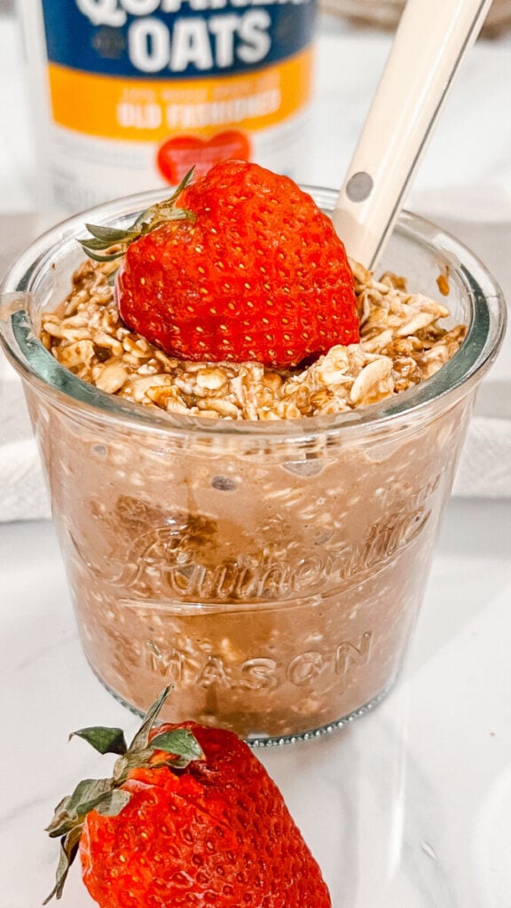  IMG_0103_jpg-576x1024 Chocolate Strawberry Overnight Oats  