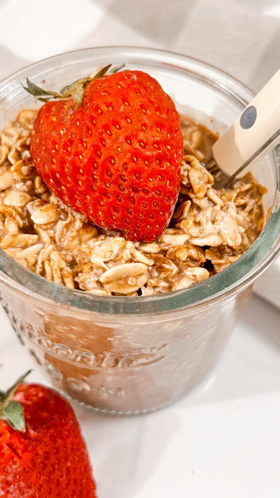  IMG_0118_jpg-576x1024 Chocolate Strawberry Overnight Oats  