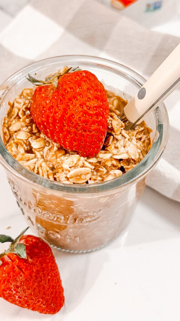  IMG_0119_jpg-576x1024 Chocolate Strawberry Overnight Oats  