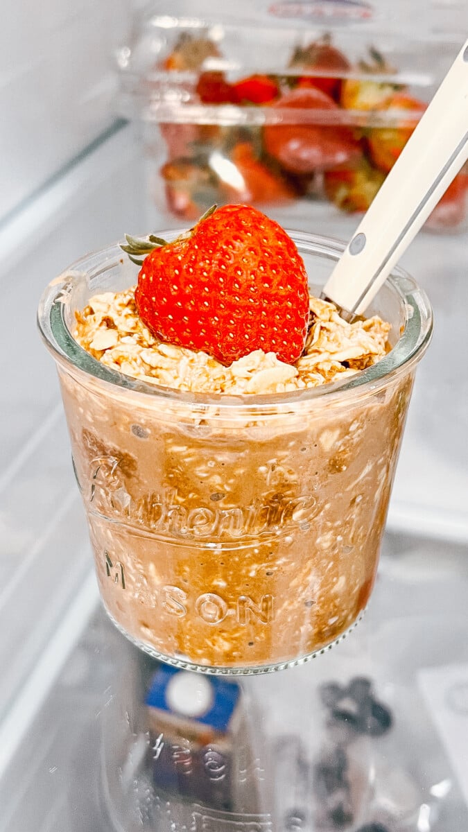  IMG_0136_jpg Chocolate Strawberry Overnight Oats  