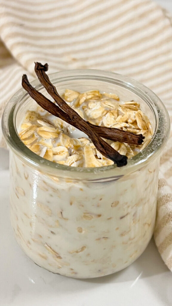  IMG_0346_jpg-576x1024 Creamy Vanilla Bean Overnight Oats  