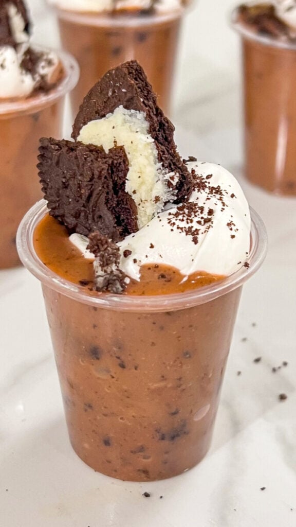  IMG_7090_jpg-576x1024 Chocolate Cookies and Cream Pudding Shots  
