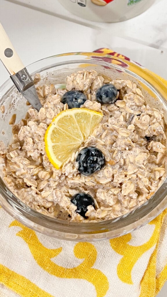  IMG_9032_jpg-576x1024 Lemon Blueberry Overnight Oats  