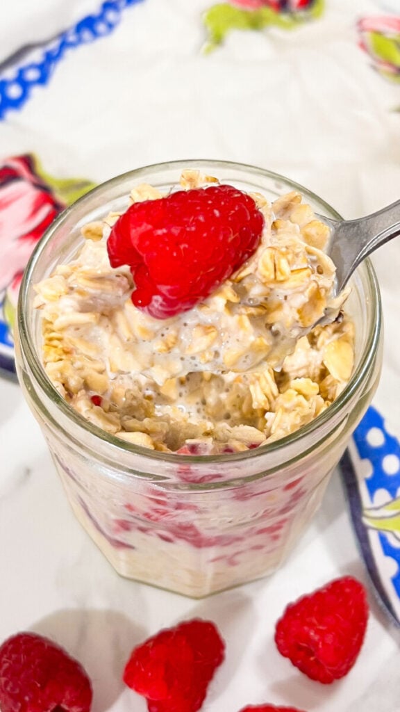 IMG_9486_jpg-576x1024 Raspberry Overnight Oats