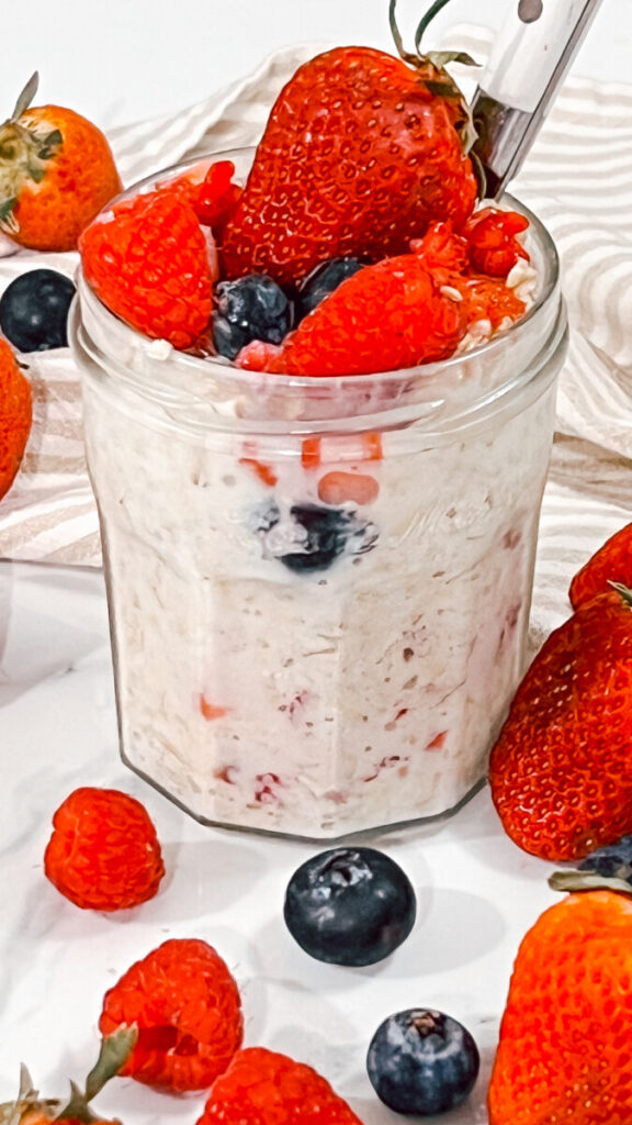  IMG_9570_jpg-576x1024 Mixed Berry Overnight Oats  