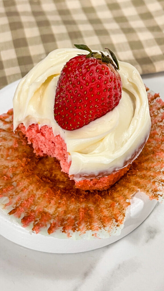  IMG_3429-576x1024 Strawberry Cupcakes  