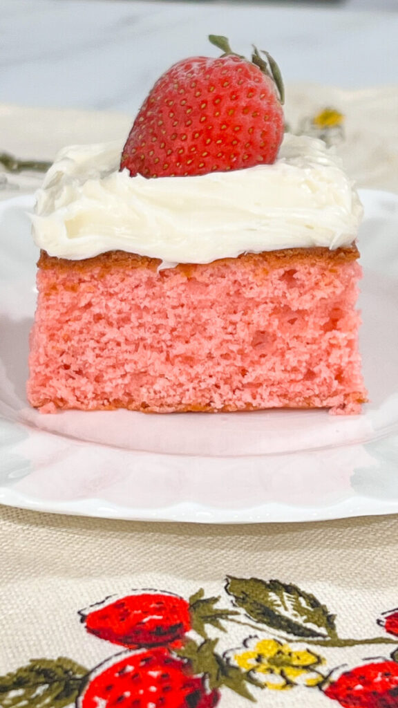  IMG_3550-576x1024 Strawberry Snack Cake  