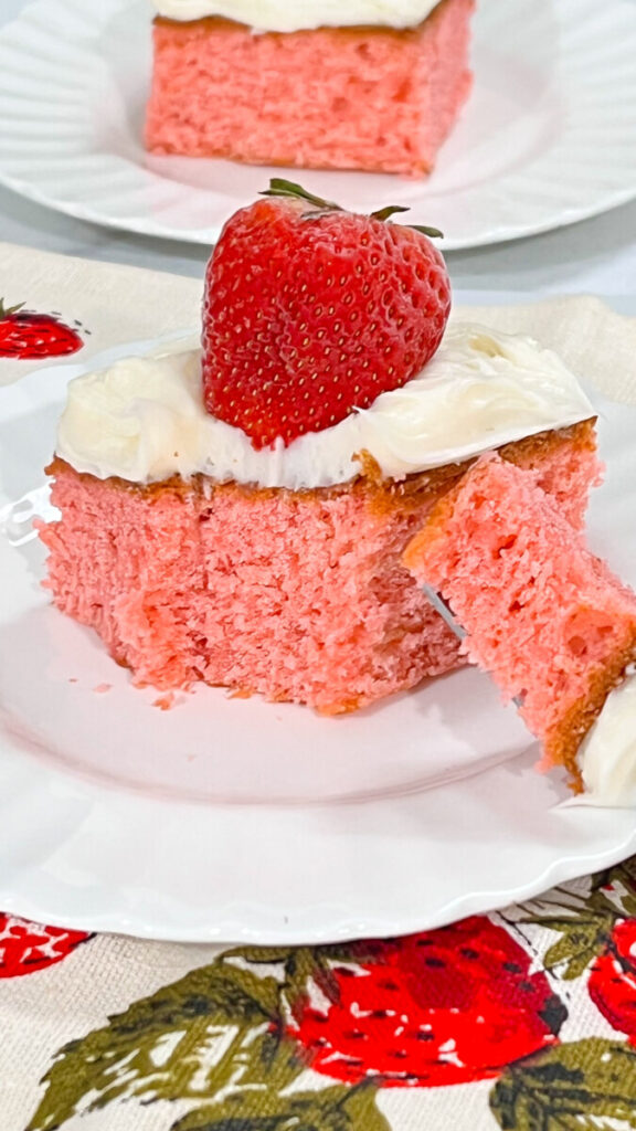  IMG_3583-576x1024 Strawberry Snack Cake  