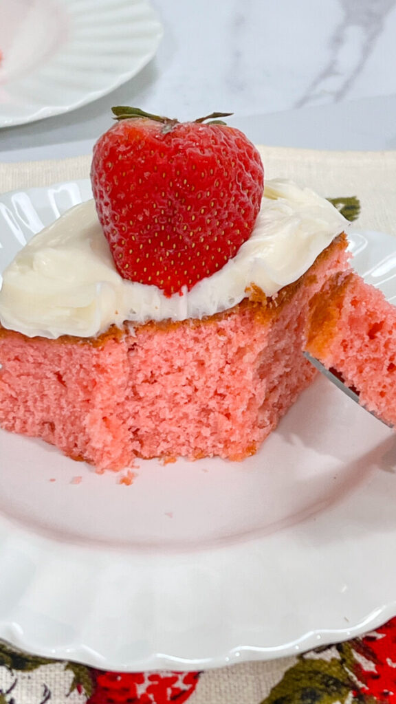  IMG_3584-576x1024 Strawberry Snack Cake  