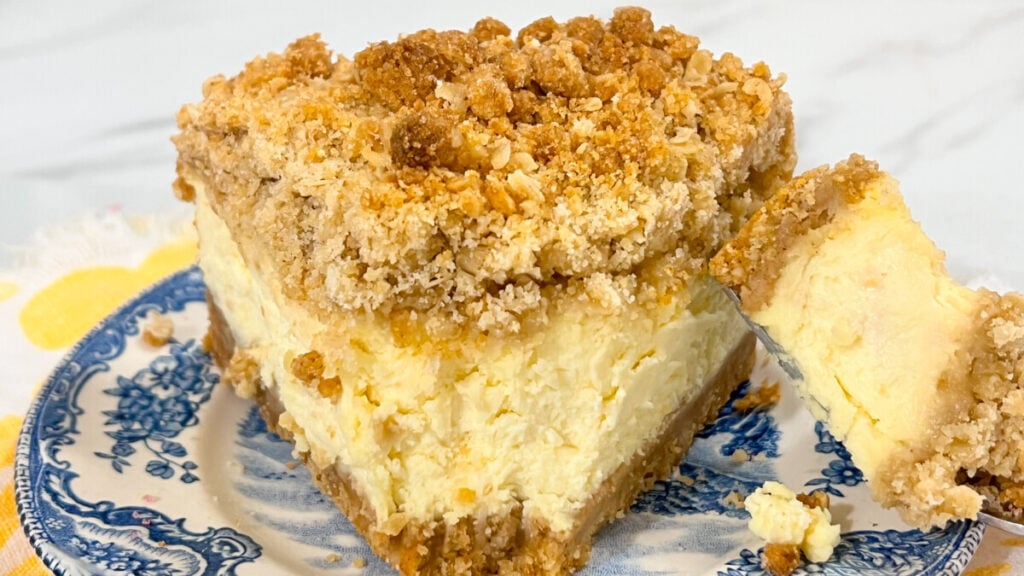  IMG_5633-1024x576 Lemon Cream Crumb Cheesecake  