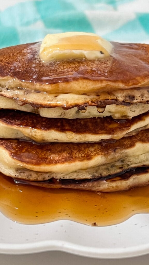  IMG_6599-576x1024 Sourdough Discard Cinnamon Roll Pancakes  