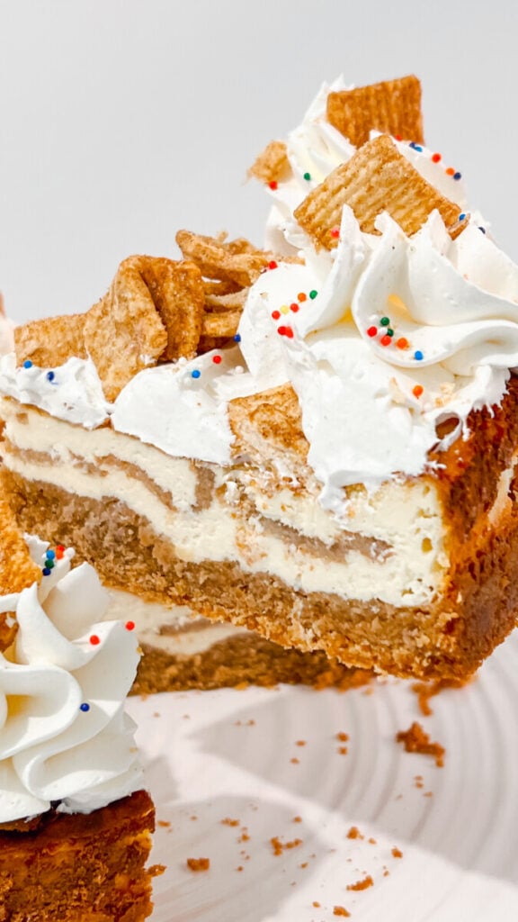  IMG_1449-576x1024 Cinnamon Toast Crunch Cheesecake  