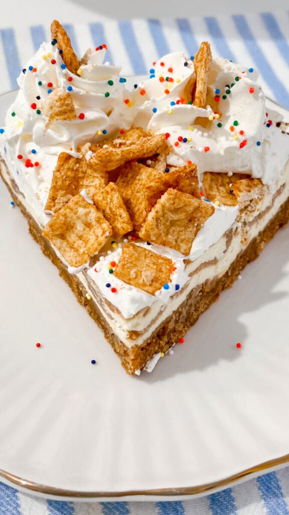  IMG_1556-576x1024 Cinnamon Toast Crunch Cheesecake  