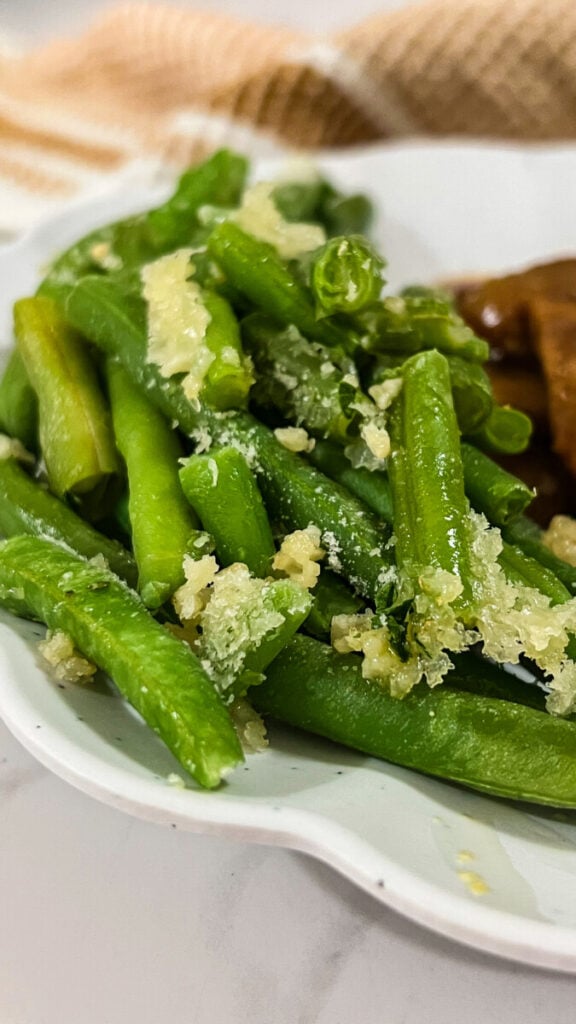 IMG_1918-576x1024 Roasted Garlic Parmesan Green Beans Recipe