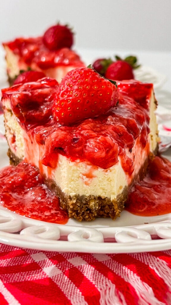  IMG_2334-576x1024 Vanilla Bean Cheesecake with Strawberry Sauce  