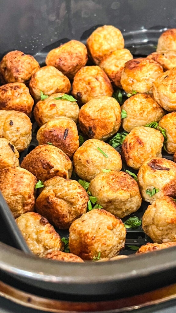  IMG_2697-576x1024 Easy Air Fryer Meatballs  