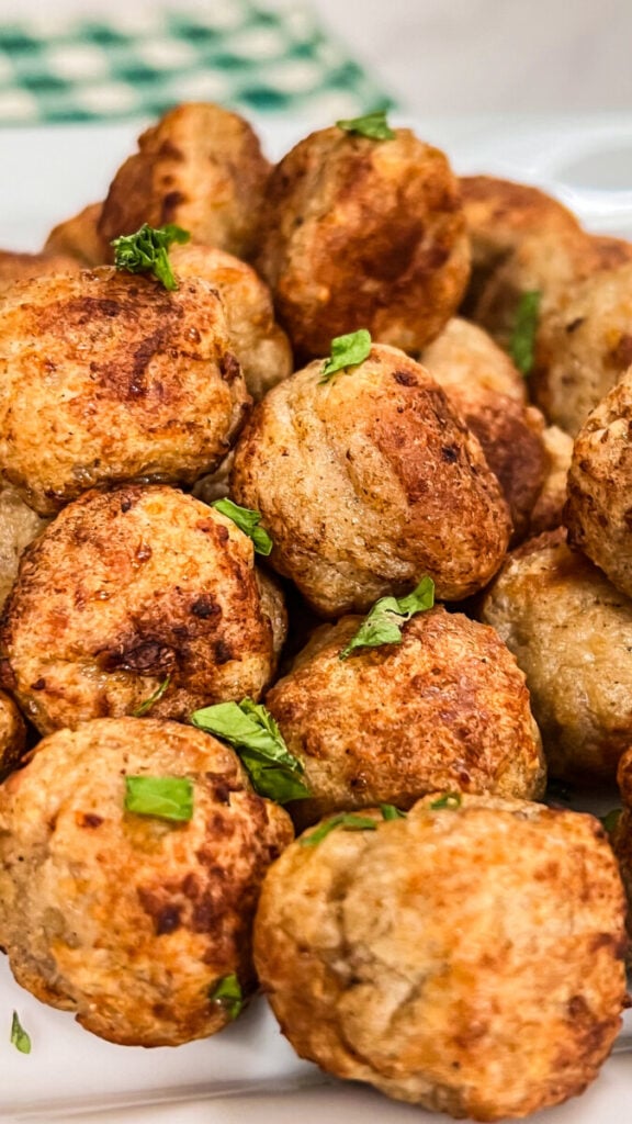  IMG_2714-576x1024 Easy Air Fryer Meatballs  