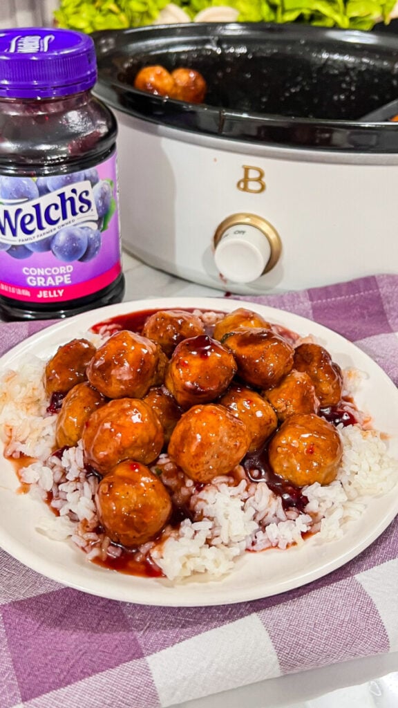 IMG_3821-576x1024 Easy 3 Ingredient Grape Jelly Crock Pot Meatballs