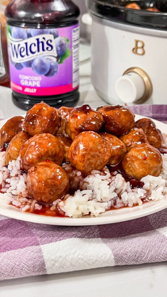 IMG_3845-576x1024 Easy 3 Ingredient Grape Jelly Crock Pot Meatballs