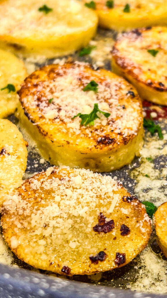  IMG_4636_jpg-576x1024 Garlic Parmesan Potato Rounds  