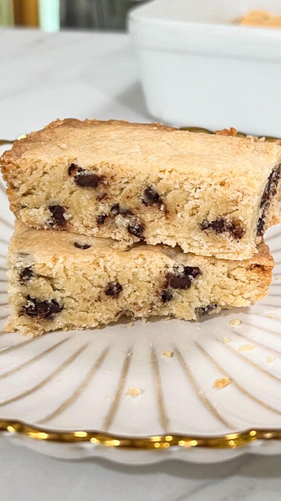  IMG_9187-576x1024 Chocolate Chip Sugar Cookie Bars  