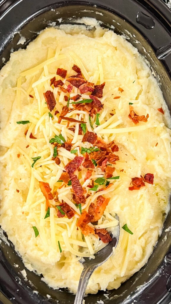 IMG_9731-576x1024 Crock Pot Loaded Mashed Potatoes