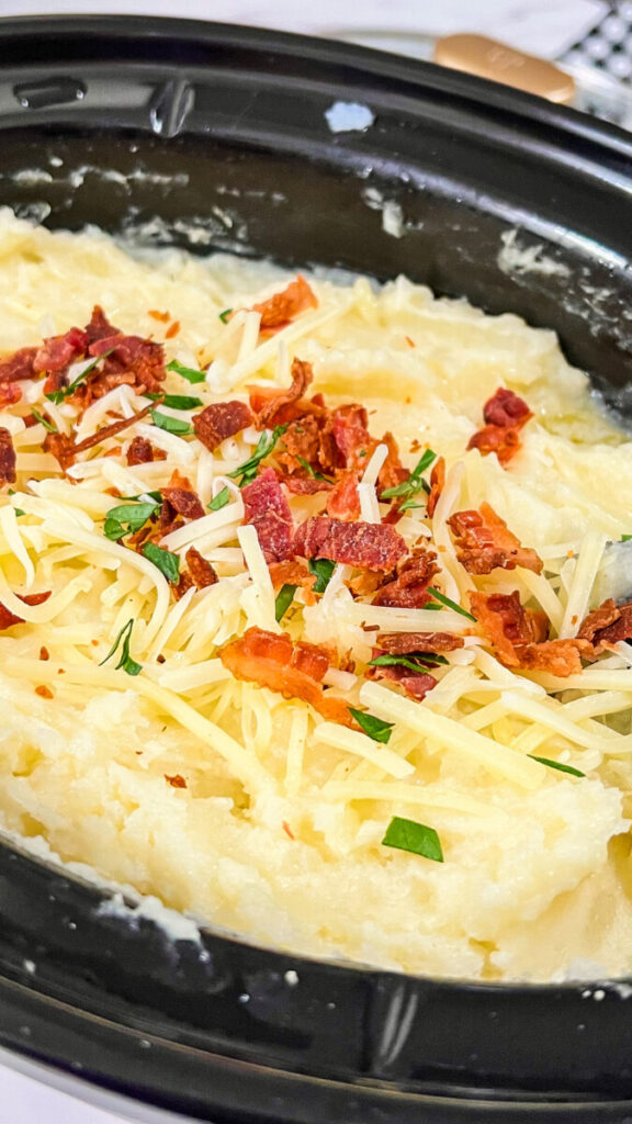 IMG_9734-576x1024 Crock Pot Loaded Mashed Potatoes
