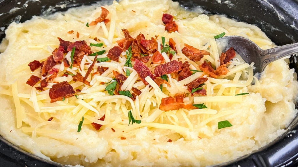 IMG_9741-1024x576 Crock Pot Loaded Mashed Potatoes