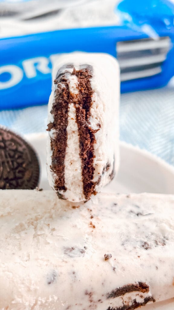  IMG_4355-576x1024 Cookies and Cream Popsicles  