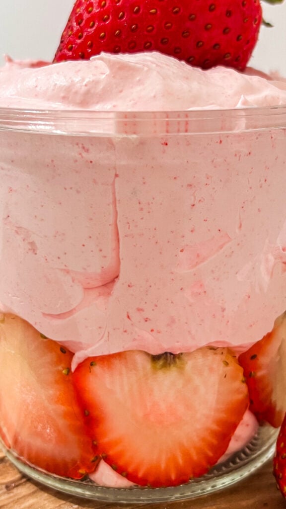  IMG_4566-576x1024 Easy Fluffy Strawberry Mousse  