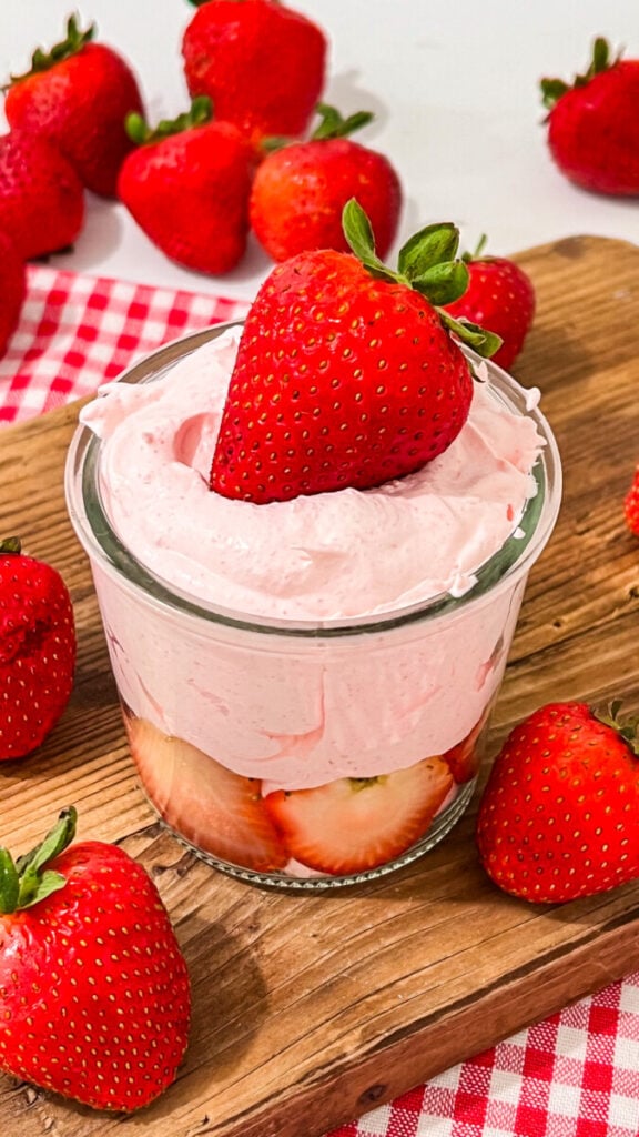  IMG_4572-576x1024 Easy Fluffy Strawberry Mousse  
