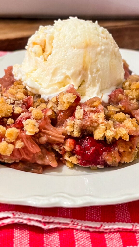 IMG_5124-576x1024 Easy Rhubarb Crisp